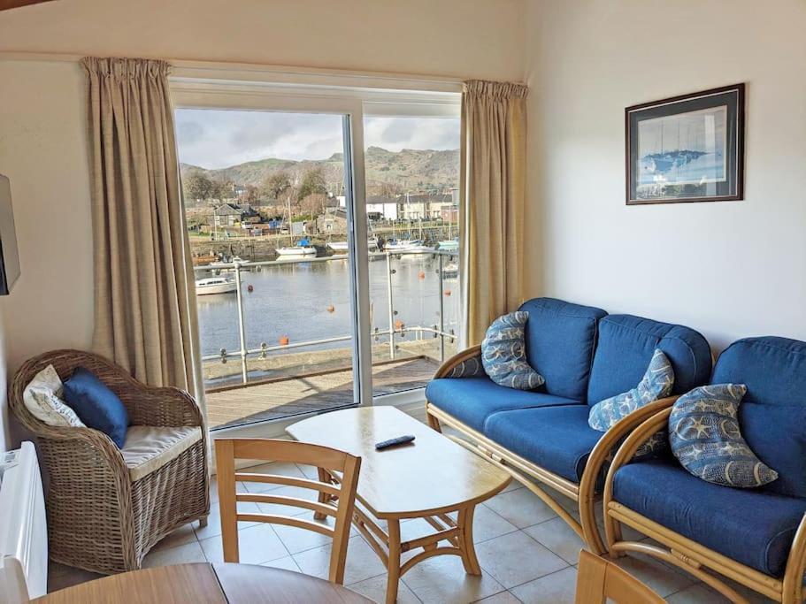 Harbour Haven: Spectacular Views Apartment พอร์ทแมด็อก ภายนอก รูปภาพ
